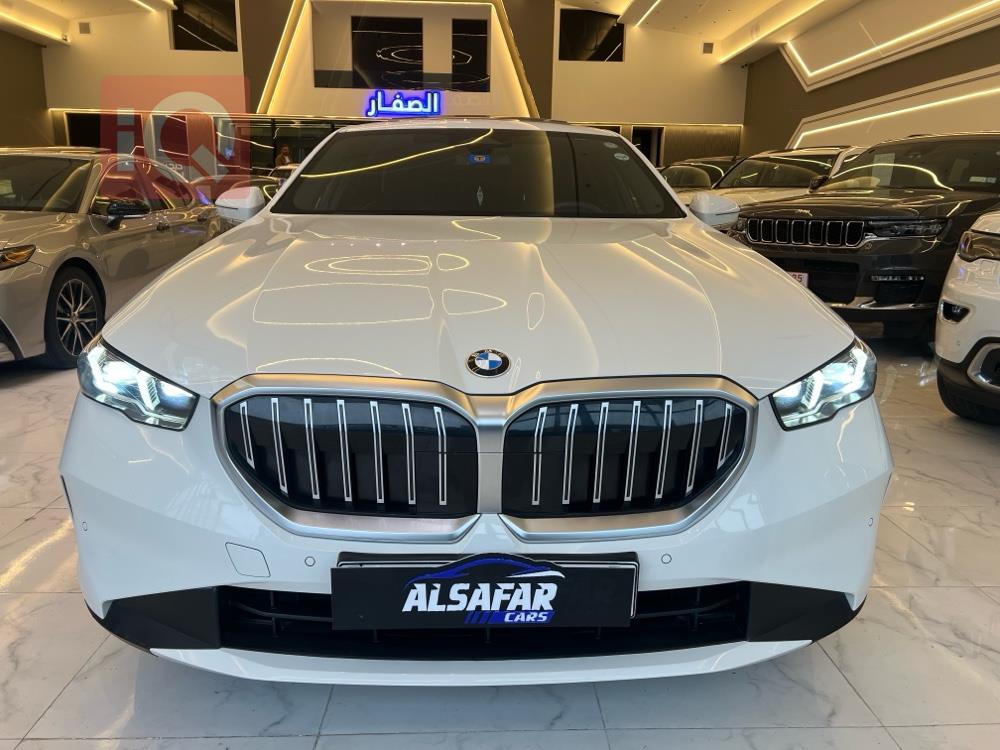 بی ئێم دەبڵیو سیریەس 5